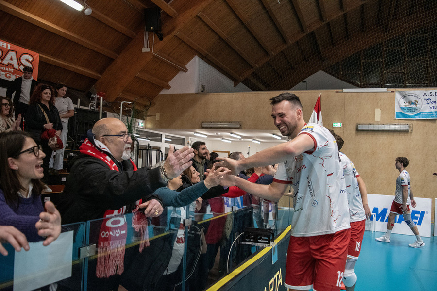 Tognoni resta alla Rinascita Lagonegro per la terza stagione consecutiva Tognoni resta alla Rinascita Lagonegro per la terza stagione consecutiva