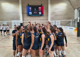 La Nazionale Under 18 femminile chiude con tre vittorie la serie di amichevoli contro la Polonia La Nazionale Under 18 femminile chiude con tre vittorie la serie di amichevoli contro la Polonia