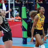 Chiaka Ogbogu con la maglia del VakifBank Chiaka Ogbogu con la maglia del VakifBank