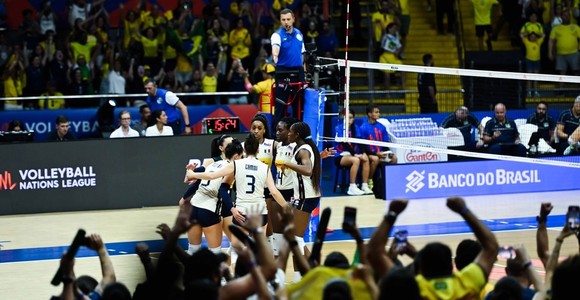 Italia-Brasile di VNL femminile a Brasilia Italia-Brasile di VNL femminile a Brasilia