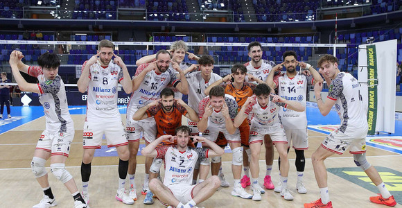 Milano torna al successo dopo la conquista della Challenge Cup Milano torna al successo dopo la conquista della Challenge Cup