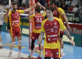 Volley Tricolore: Nicholas Sighinolfi ancora in granata, sarà il nuovo capitano Volley Tricolore: Nicholas Sighinolfi ancora in granata, sarà il nuovo capitano