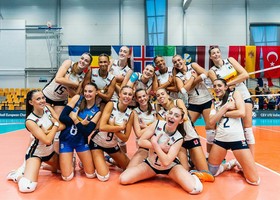 Europei U18F.: Chi sono e dove giocano le azzurrine campionesse d'Europa... Europei U18F.: Chi sono e dove giocano le azzurrine campionesse d'Europa...